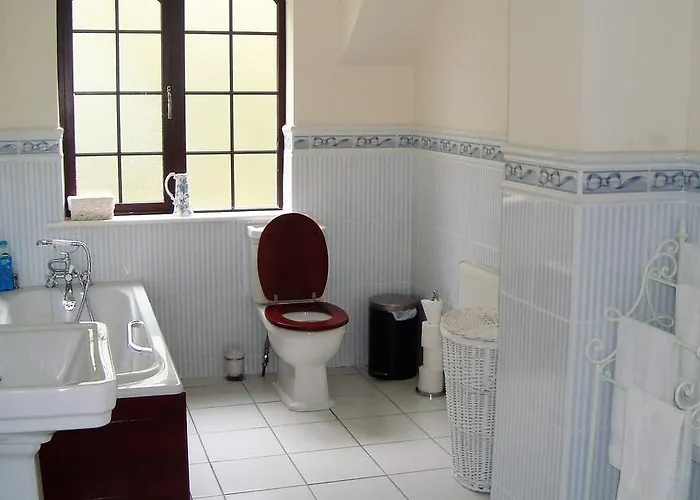 Lough Rynn Self Catering *